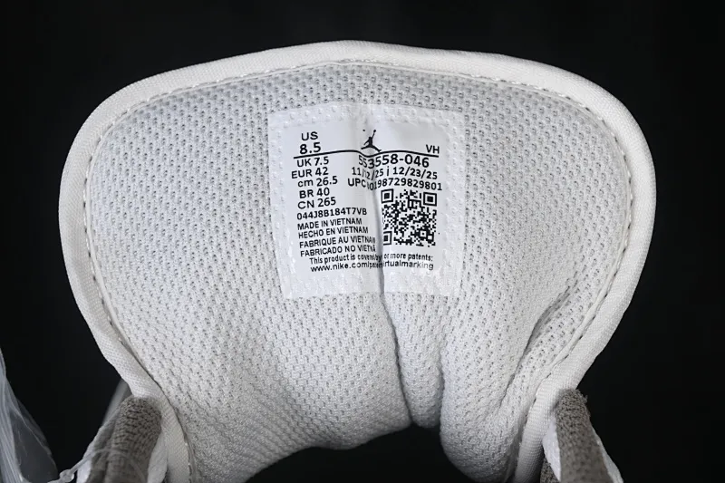 All categories Air Jordan Jordan series basketball shoes Air Jordan 1 Low Air Jordan 1 Low AJ1 Joe 1 white gray low-top retro cultural basketball shoes 553558-046